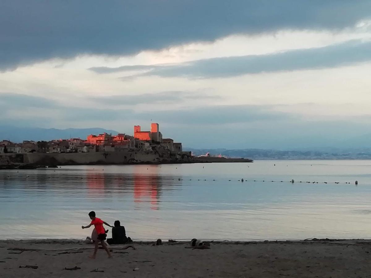 Appartement Rooftop Vue Mer Antibes Bagian luar foto